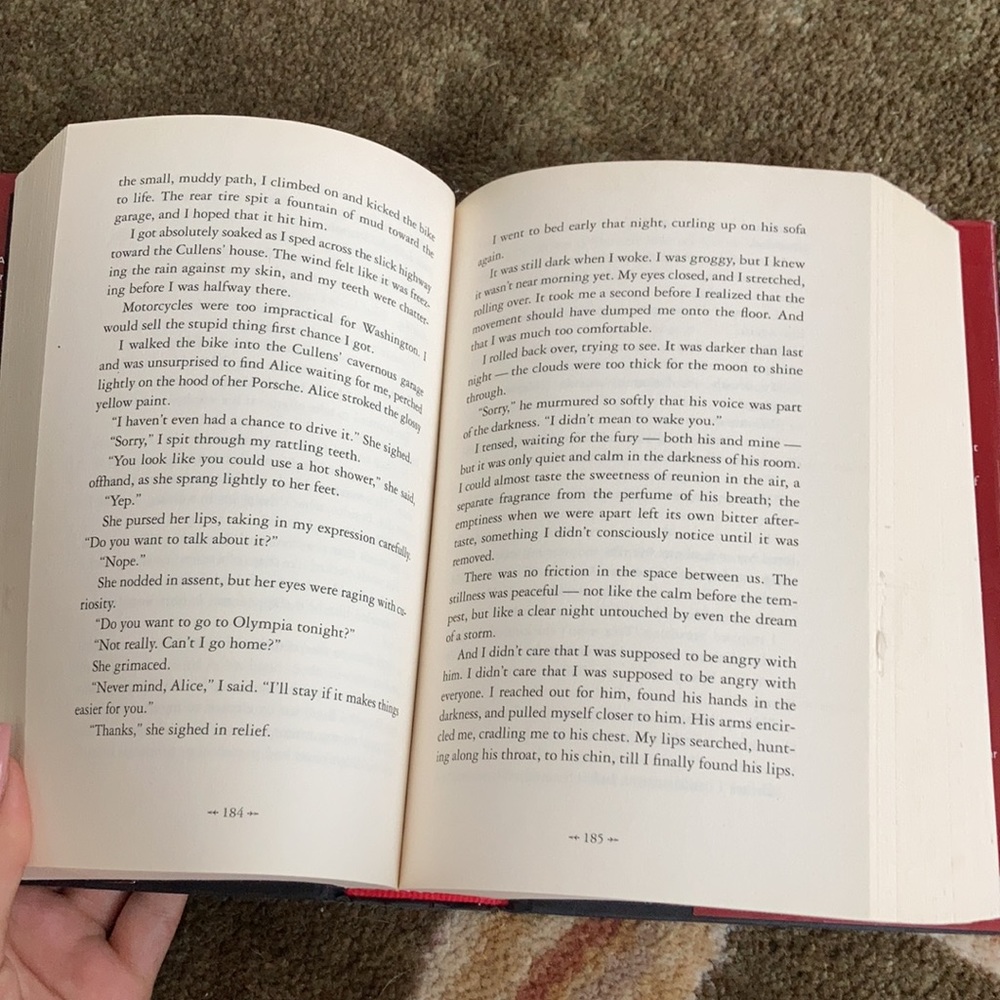 eclipse book - Picture 2 of 3